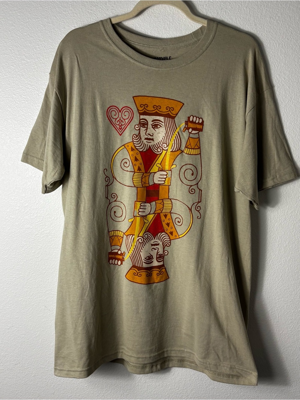 Men’s Bicycle Playing Cards King of Hearts Graphic Tee Size L